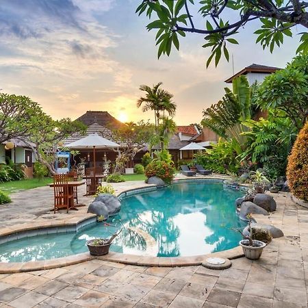 Desamuda Village Seminyak  Exterior photo