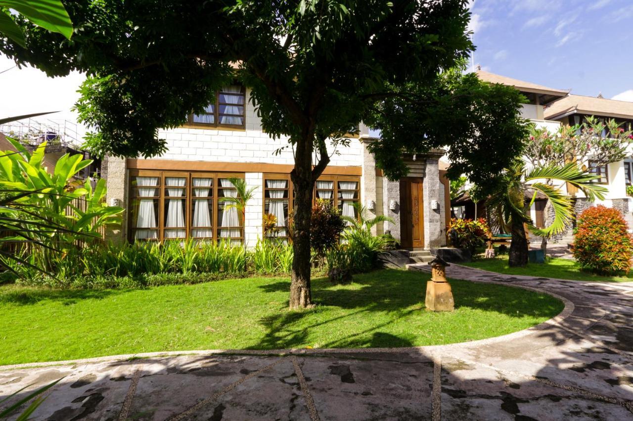 Desamuda Village Seminyak  Exterior photo