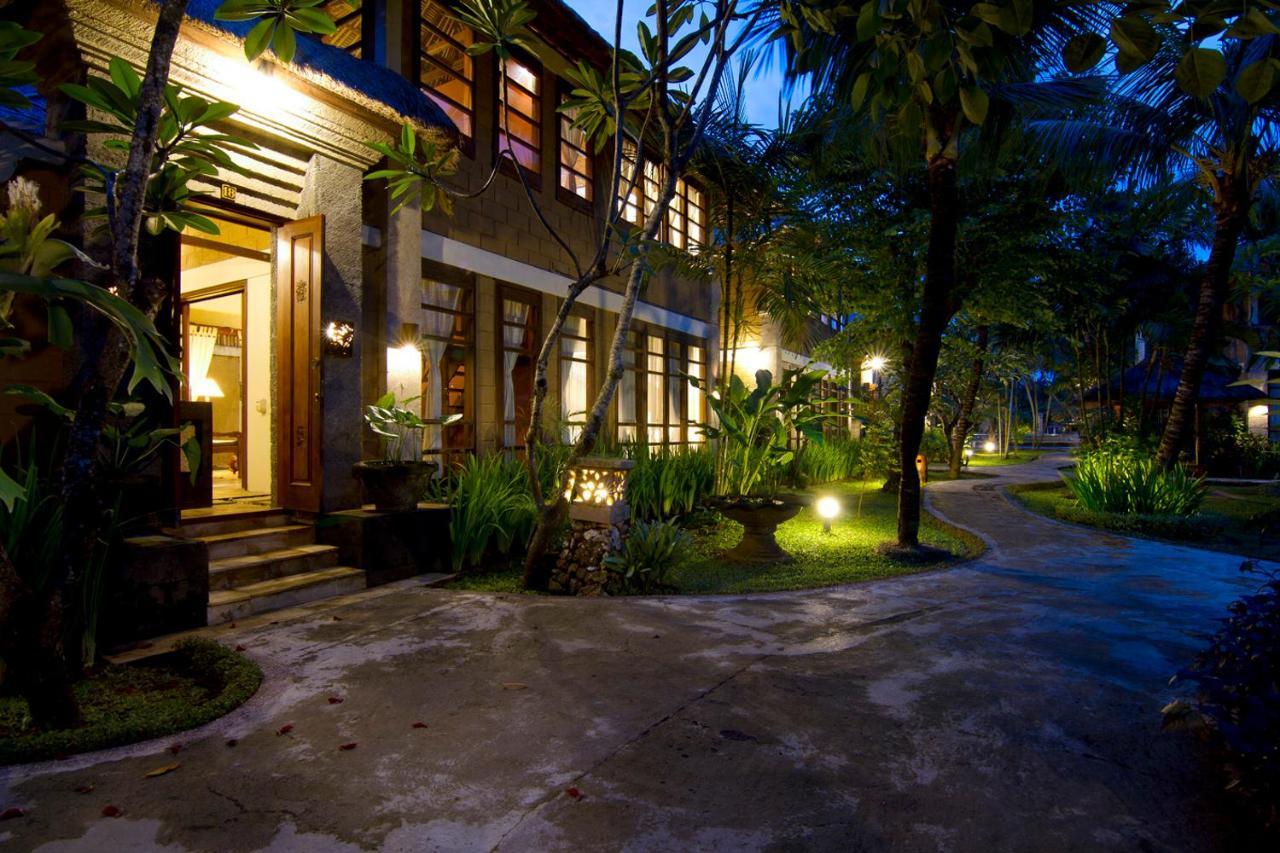 Desamuda Village Seminyak  Exterior photo