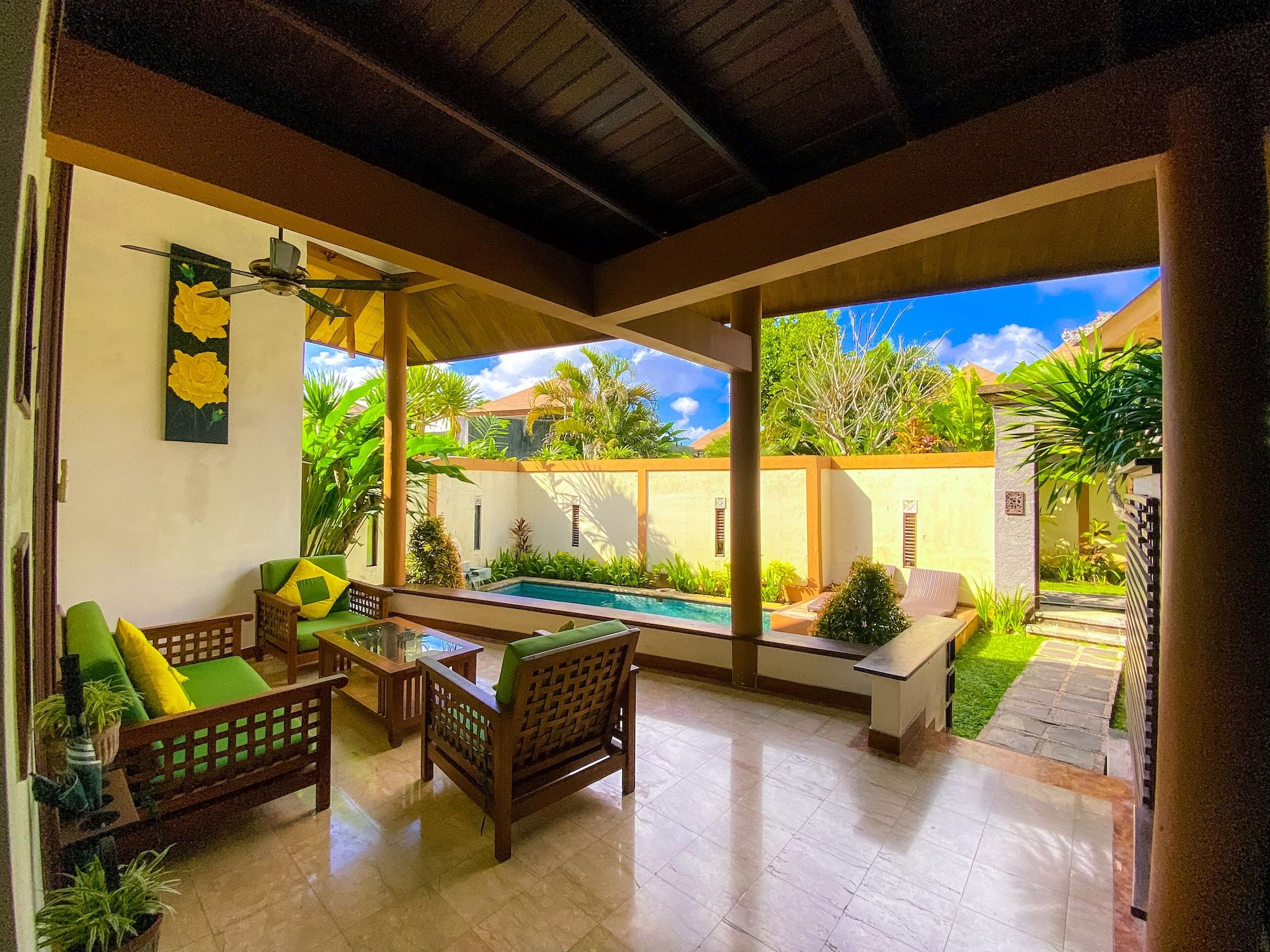 Desamuda Village Seminyak  Exterior photo
