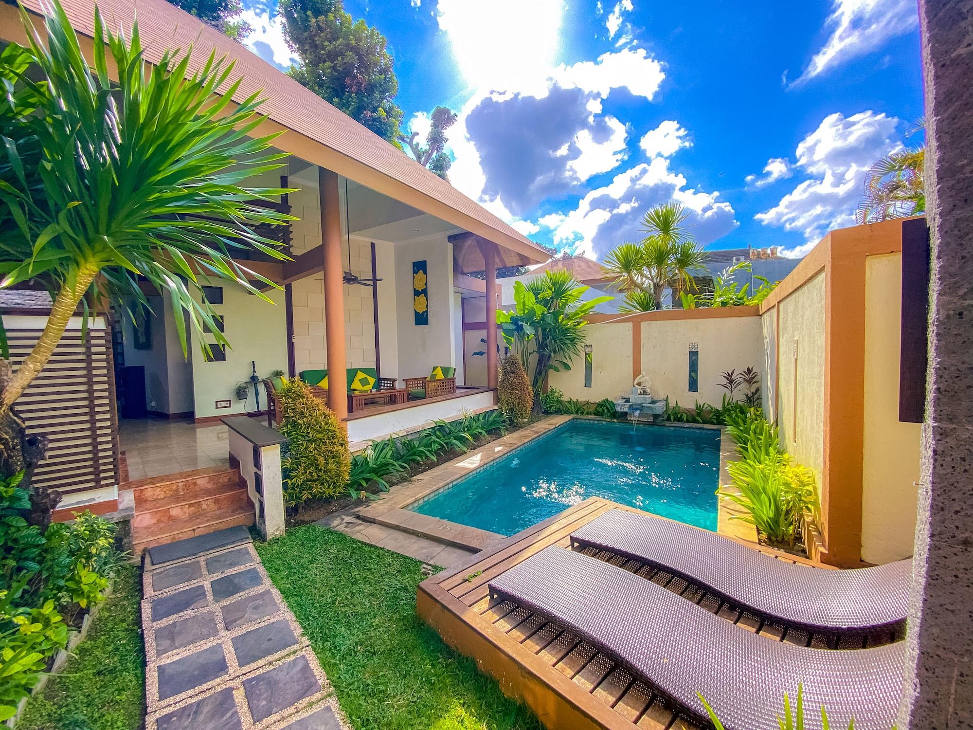 Desamuda Village Seminyak  Exterior photo