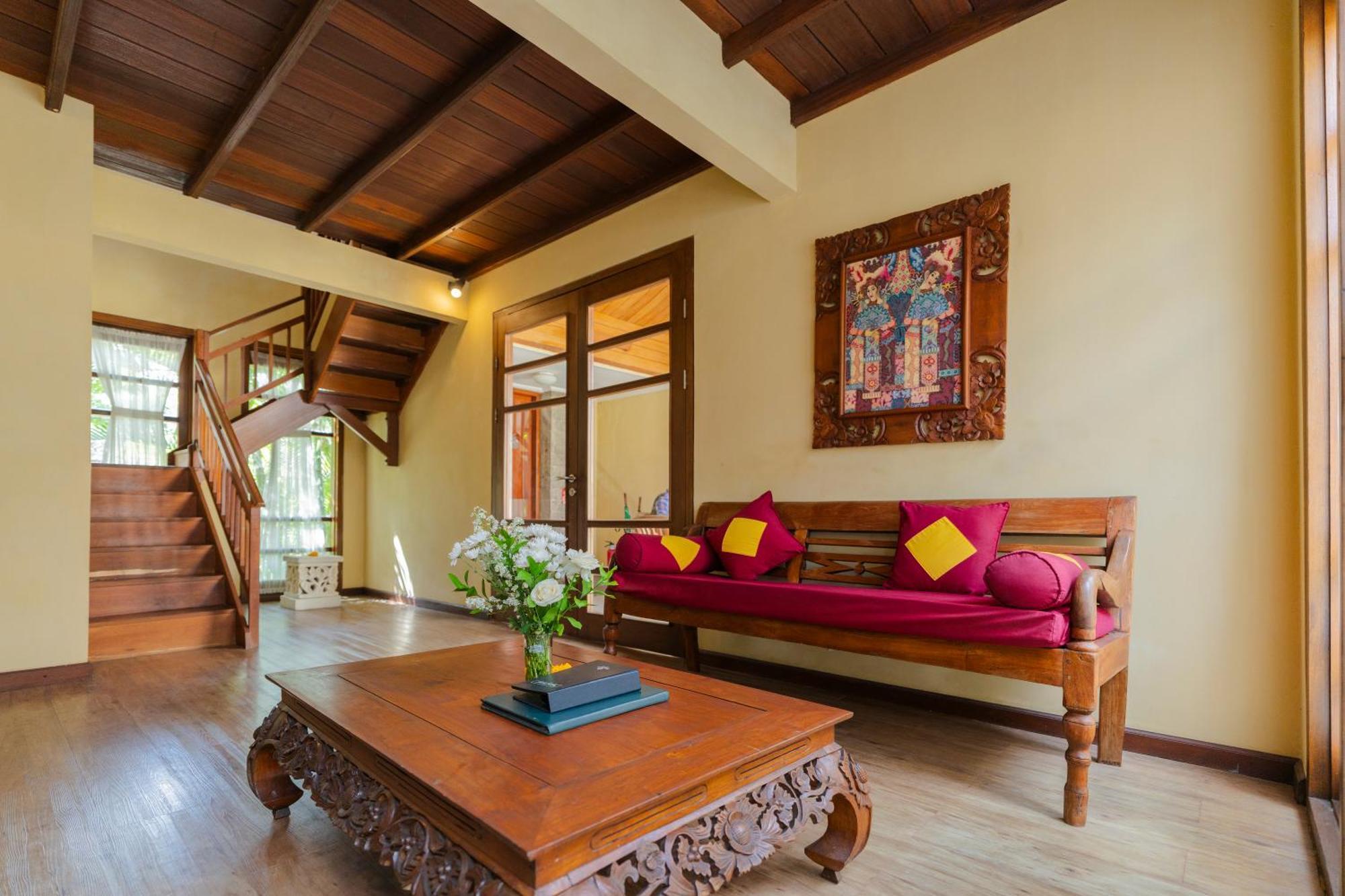 Desamuda Village Seminyak  Exterior photo