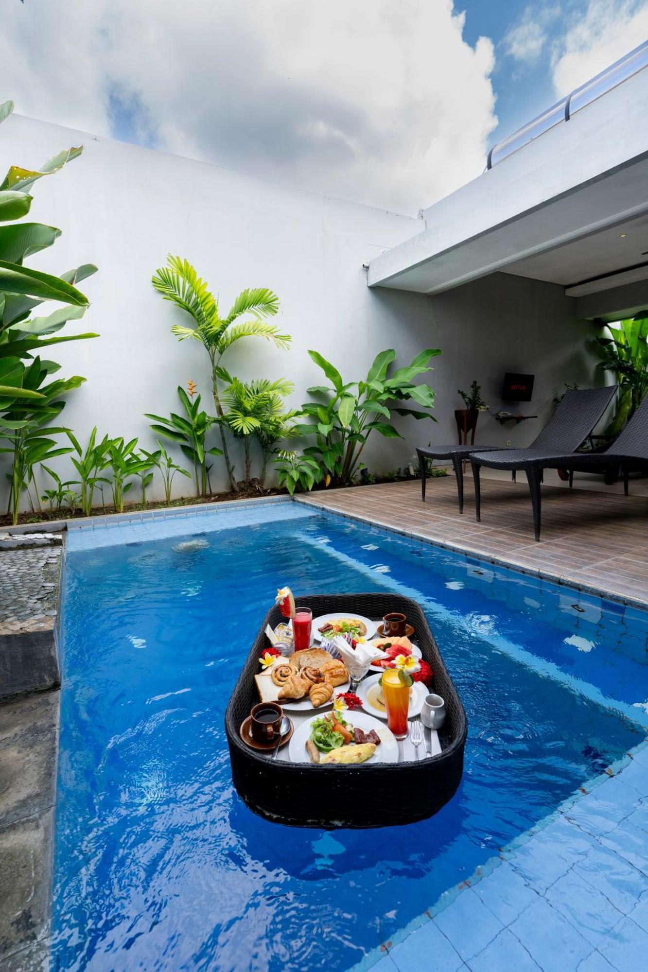 Desamuda Village Seminyak  Exterior photo
