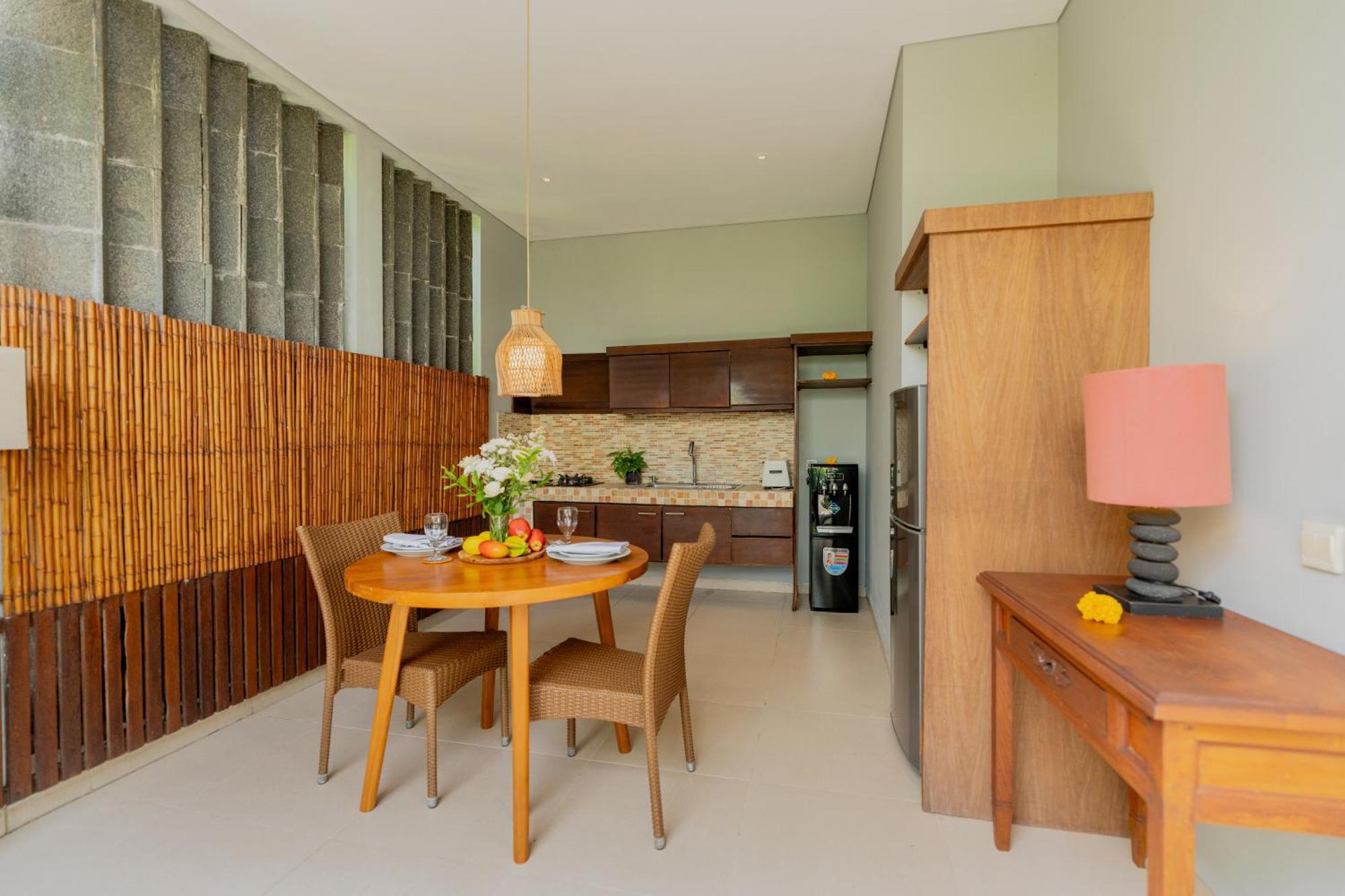 Desamuda Village Seminyak  Exterior photo