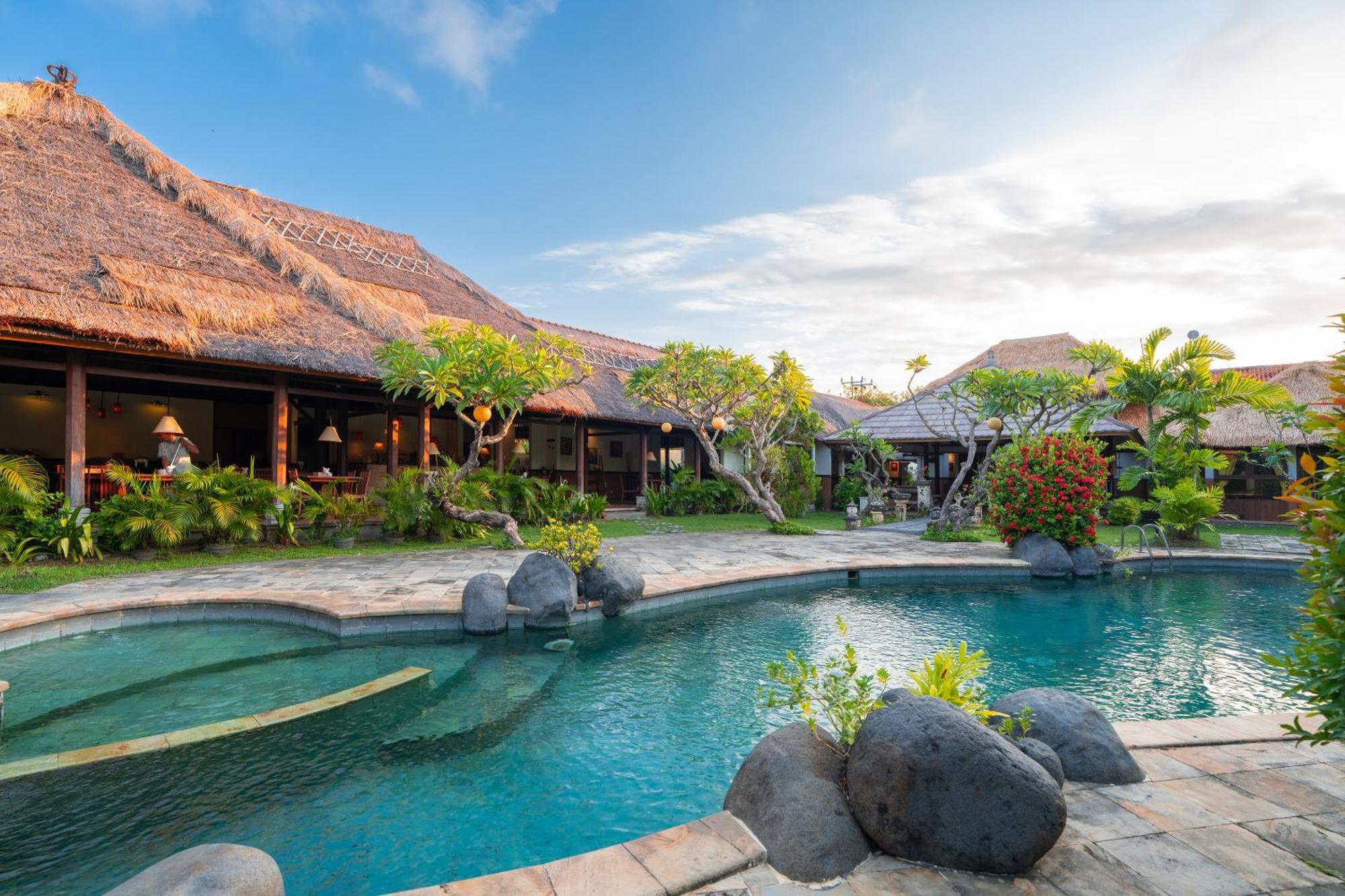 Desamuda Village Seminyak  Exterior photo